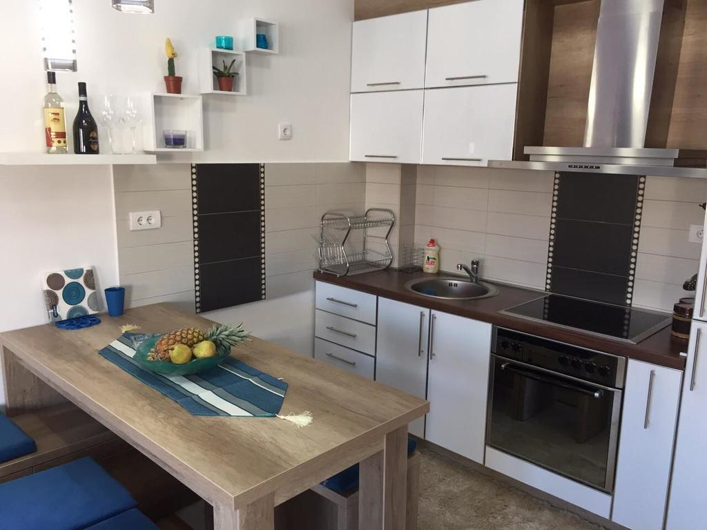 Apartman Dajana Ulcinj Ngoại thất bức ảnh