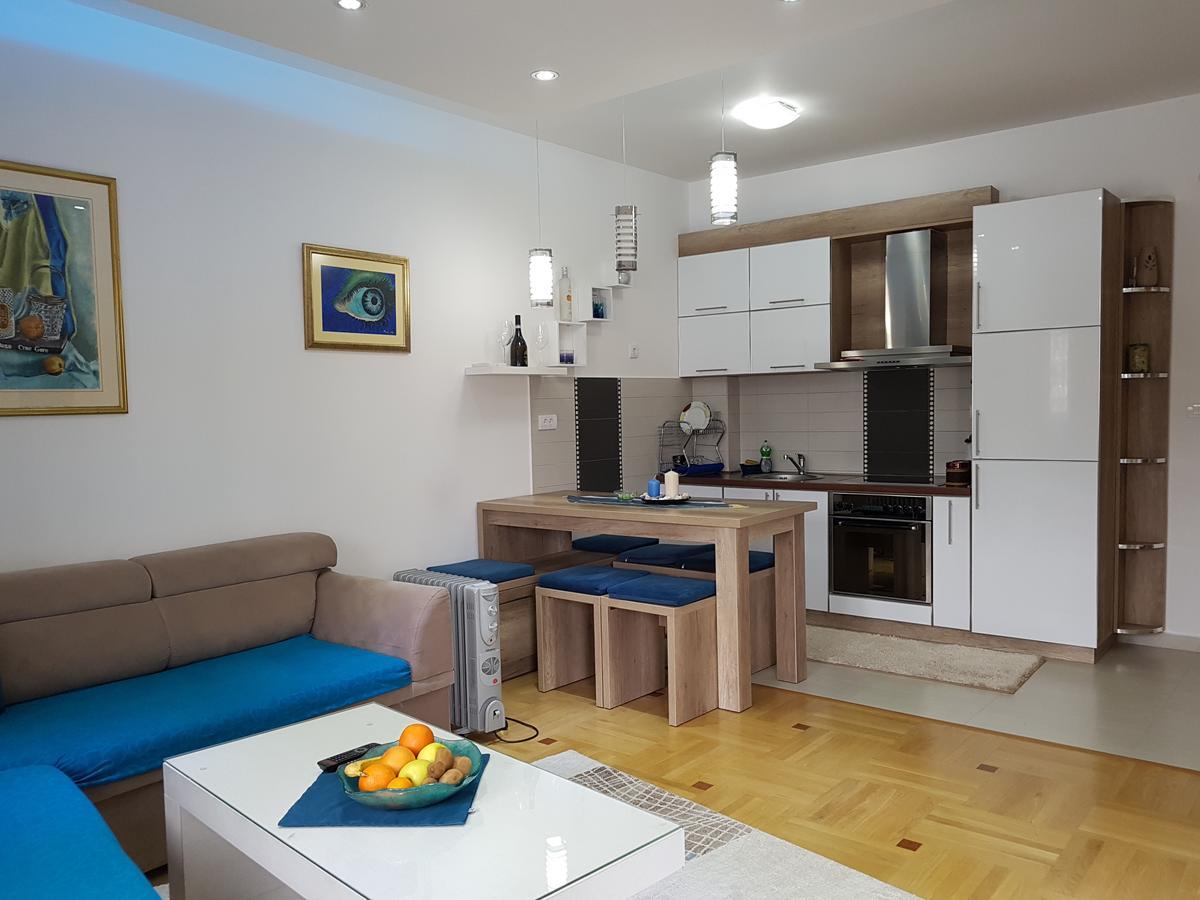 Apartman Dajana Ulcinj Ngoại thất bức ảnh