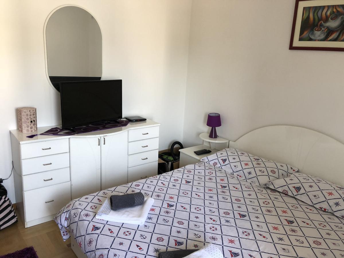 Apartman Dajana Ulcinj Ngoại thất bức ảnh