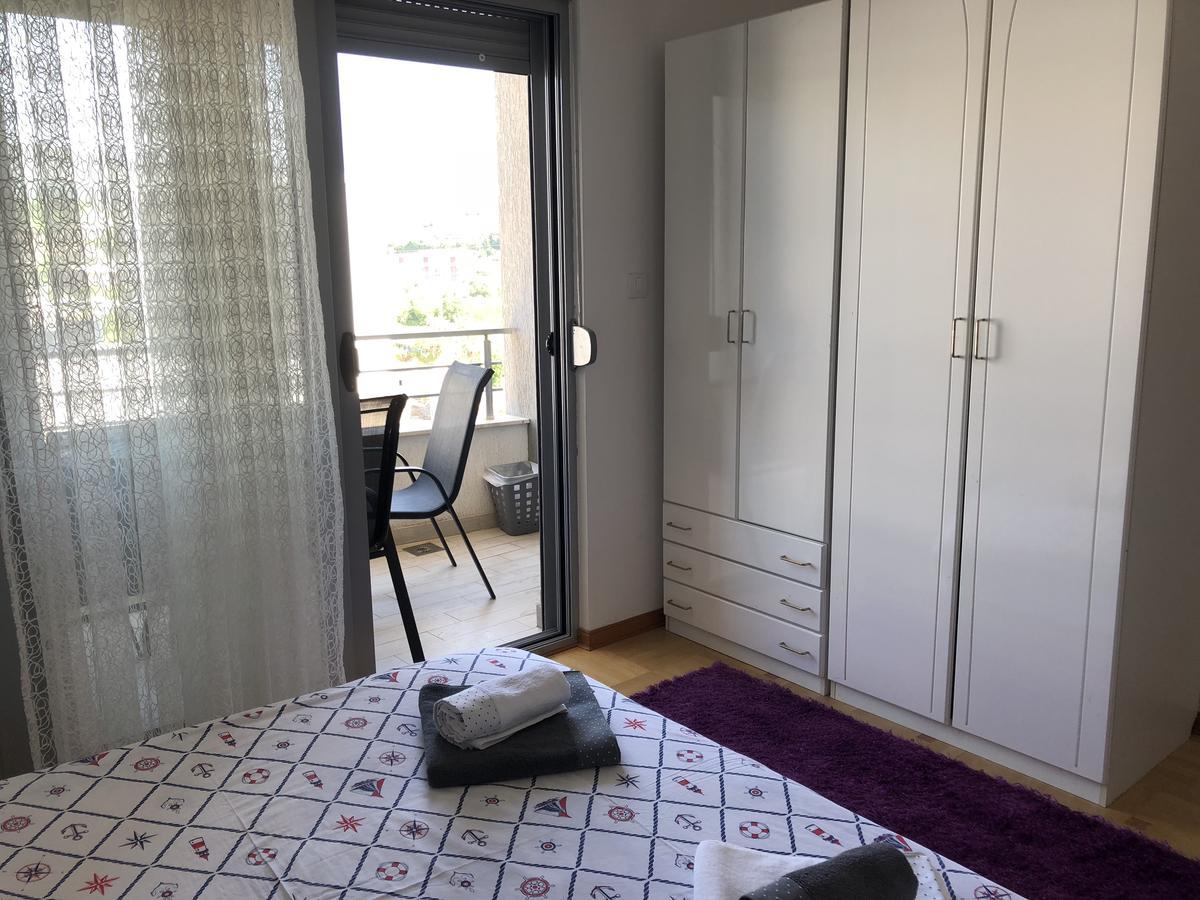 Apartman Dajana Ulcinj Ngoại thất bức ảnh