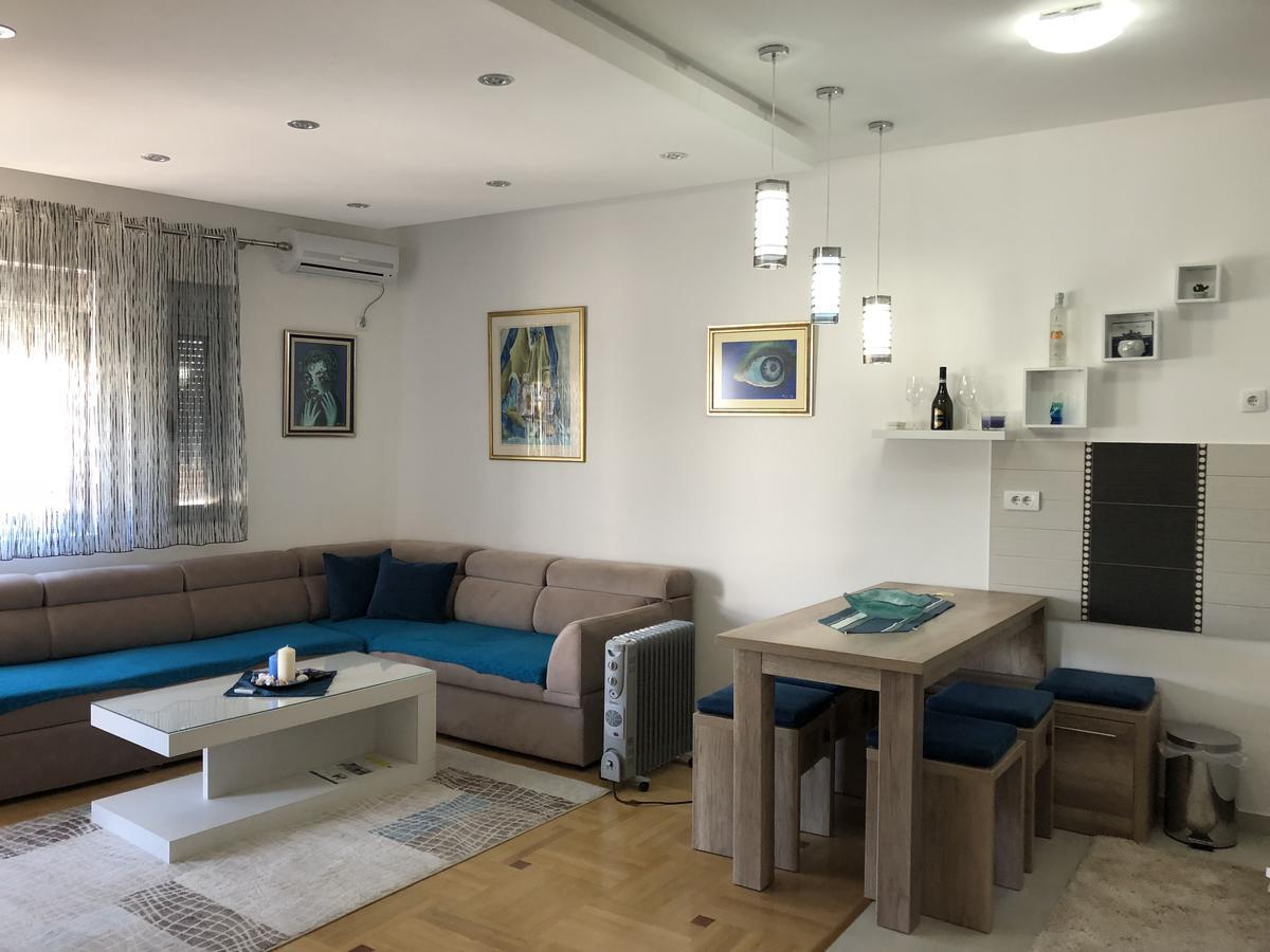 Apartman Dajana Ulcinj Ngoại thất bức ảnh
